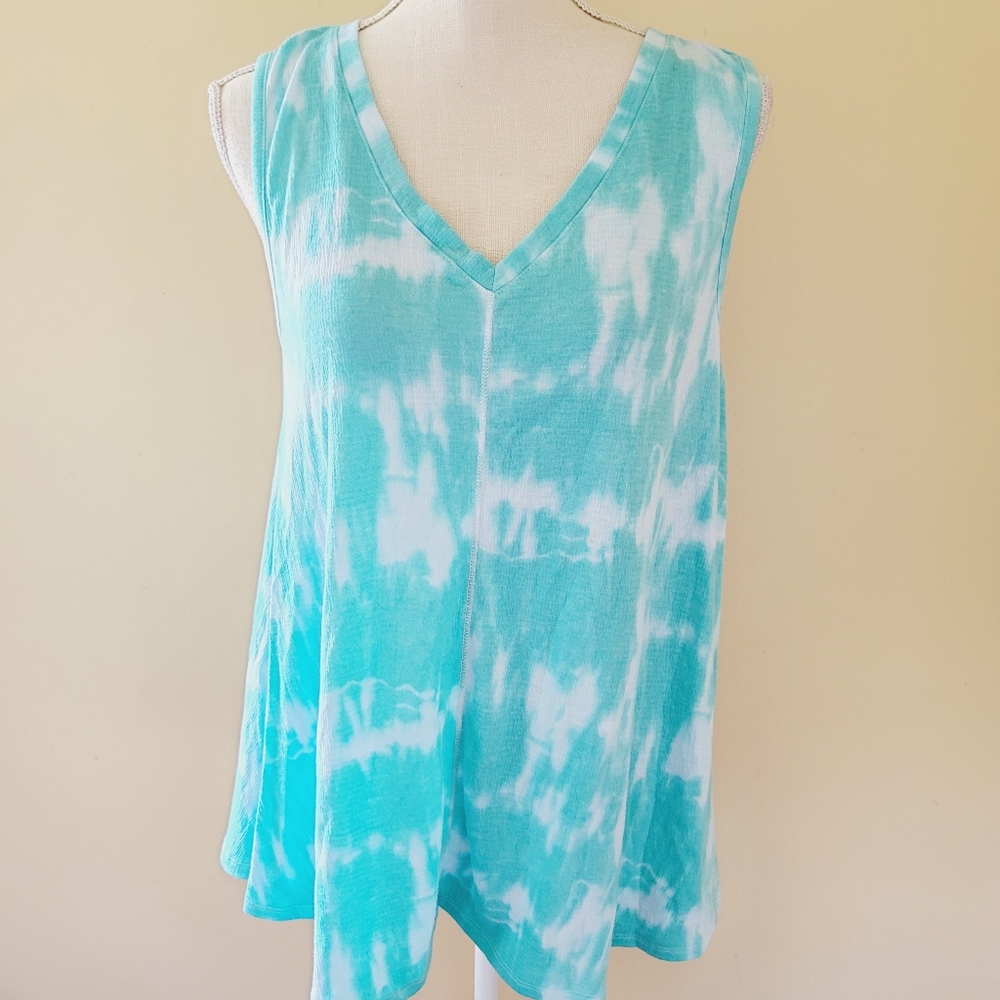 Hannah tie dye tunic size large